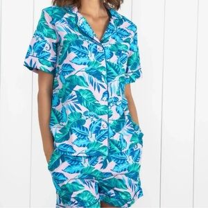 Printfresh short sleep set in Karma Chameleon print sz M NWTs.